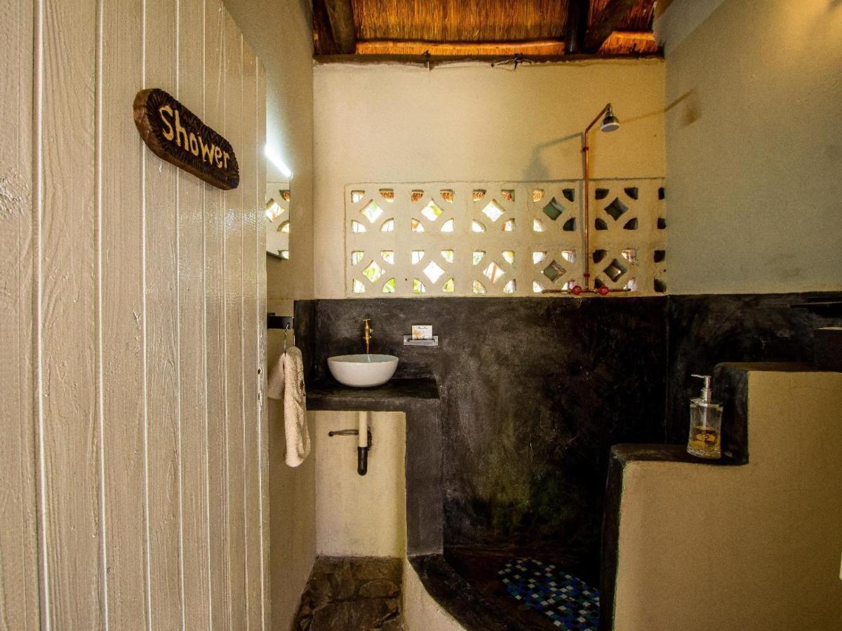 Victoria Falls Backpackers Lodge- Camp Sites Exterior foto