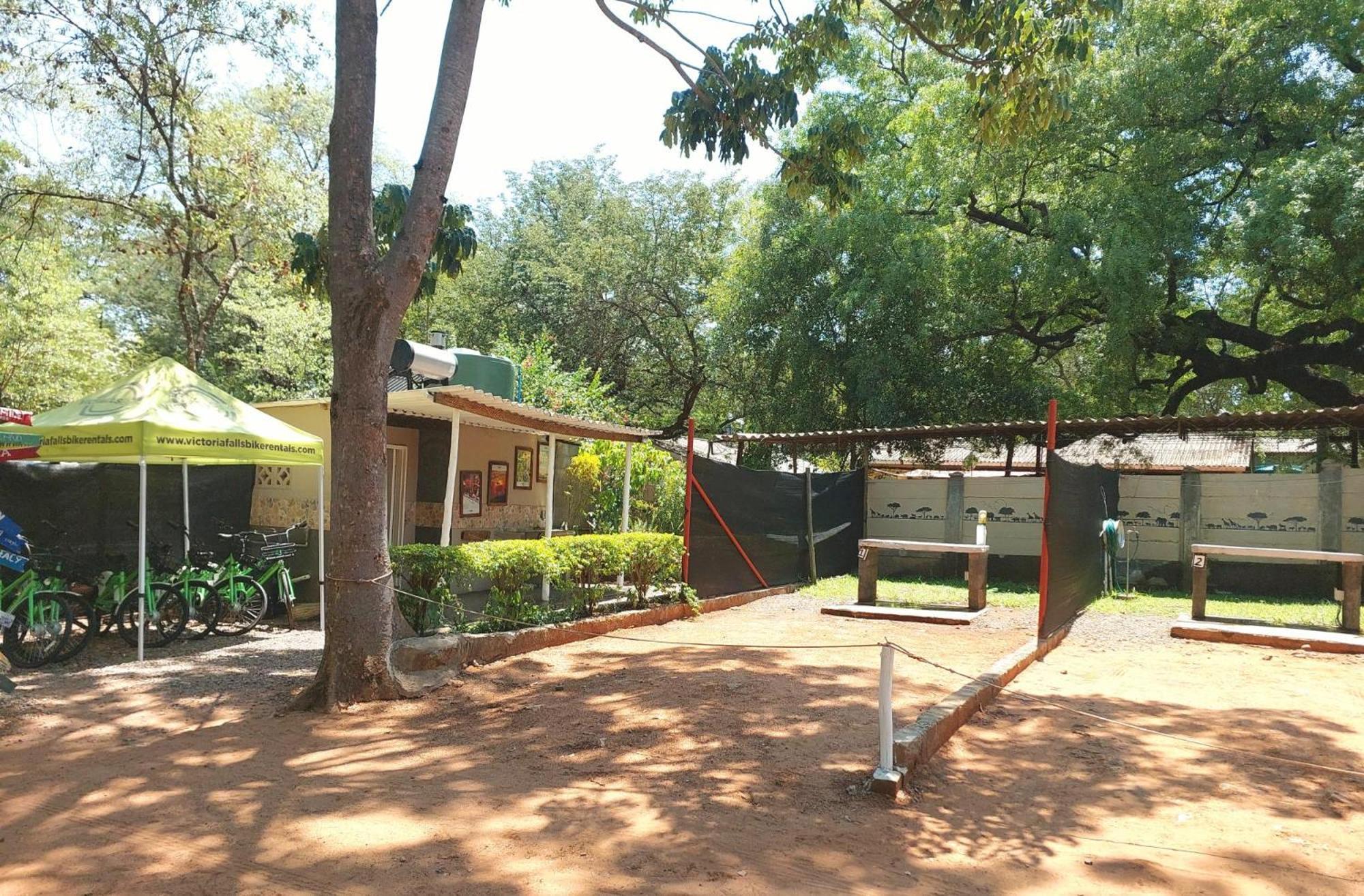 Victoria Falls Backpackers Lodge- Camp Sites Exterior foto